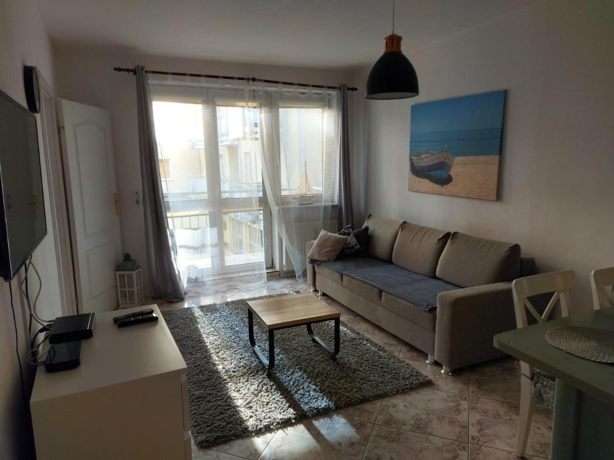 Apartament Portowy Z Garazem, Ul Towarowa Kolobrzeg Dış mekan fotoğraf