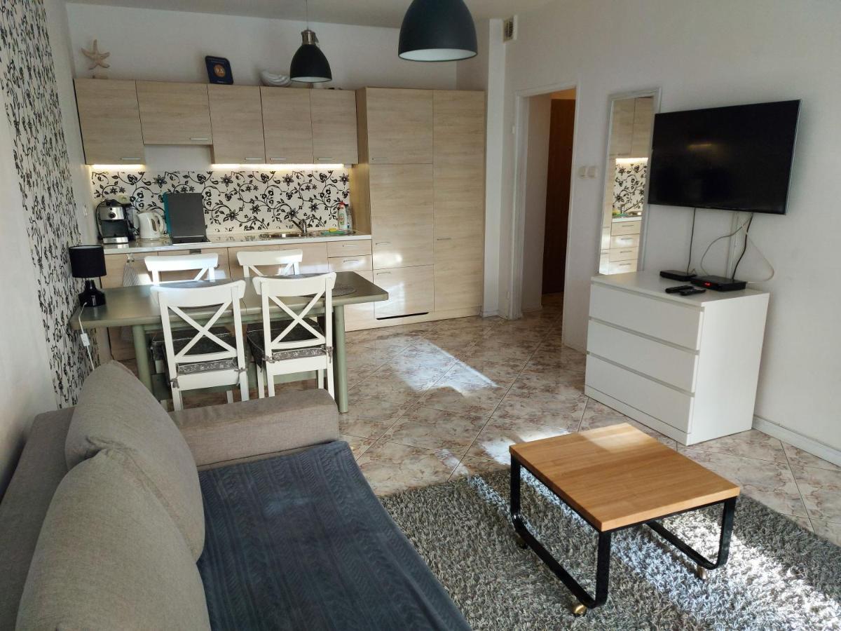 Apartament Portowy Z Garazem, Ul Towarowa Kolobrzeg Dış mekan fotoğraf