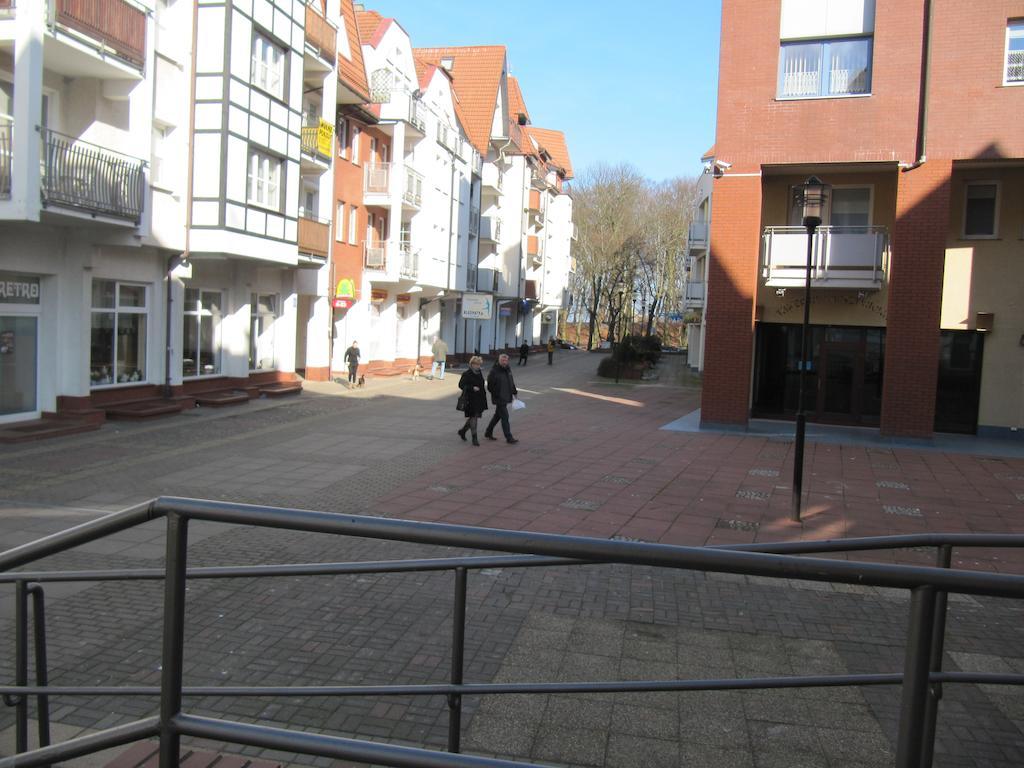 Apartament Portowy Z Garazem, Ul Towarowa Kolobrzeg Oda fotoğraf